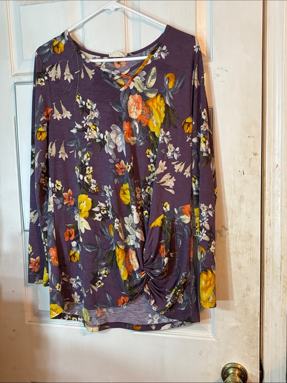Purple Floral Twist-Front Long Sleeve Tee Size Large